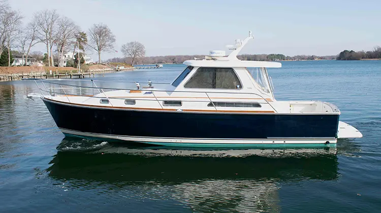 2005 Sabre 38 Hardtop Express boat